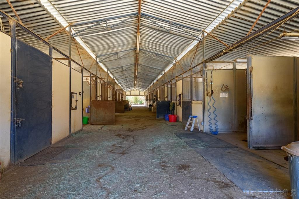 15466 El Monte Road Lakeside, CA 92040 - Photo 18 of 25