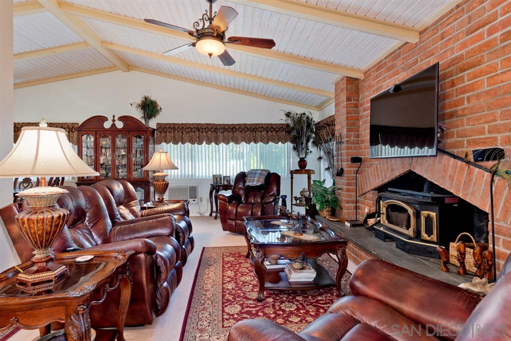 15466 El Monte Road Lakeside, CA 92040 - Photo 6 of 25