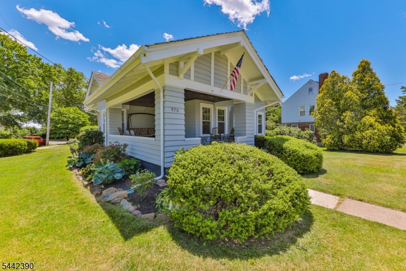 670 Belvidere Road Phillipsburg, NJ 08865 - Photo 3 of 50