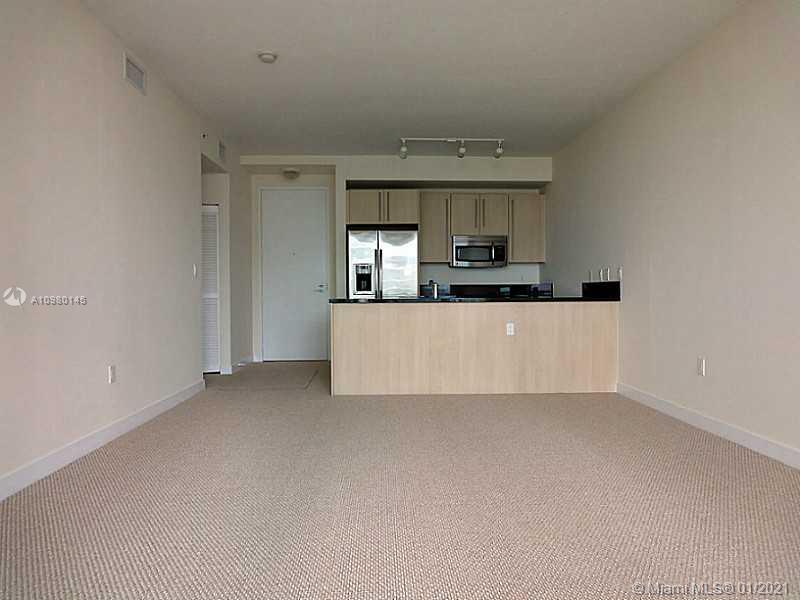 79 Southwest 12th Street, Unit 2905S Miami, FL 33130 - Photo 2 of 15
