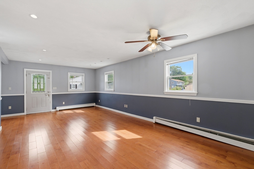 16 Elm Street Reading, MA 01867 - Photo 17 of 42