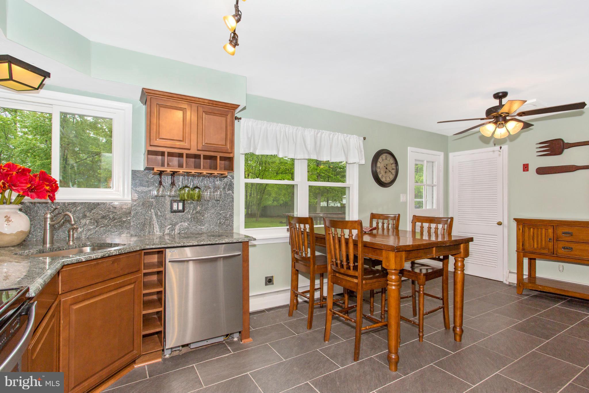 19310 Wasche Road Dickerson, MD 20842 - Photo 10 of 22 Kitchen