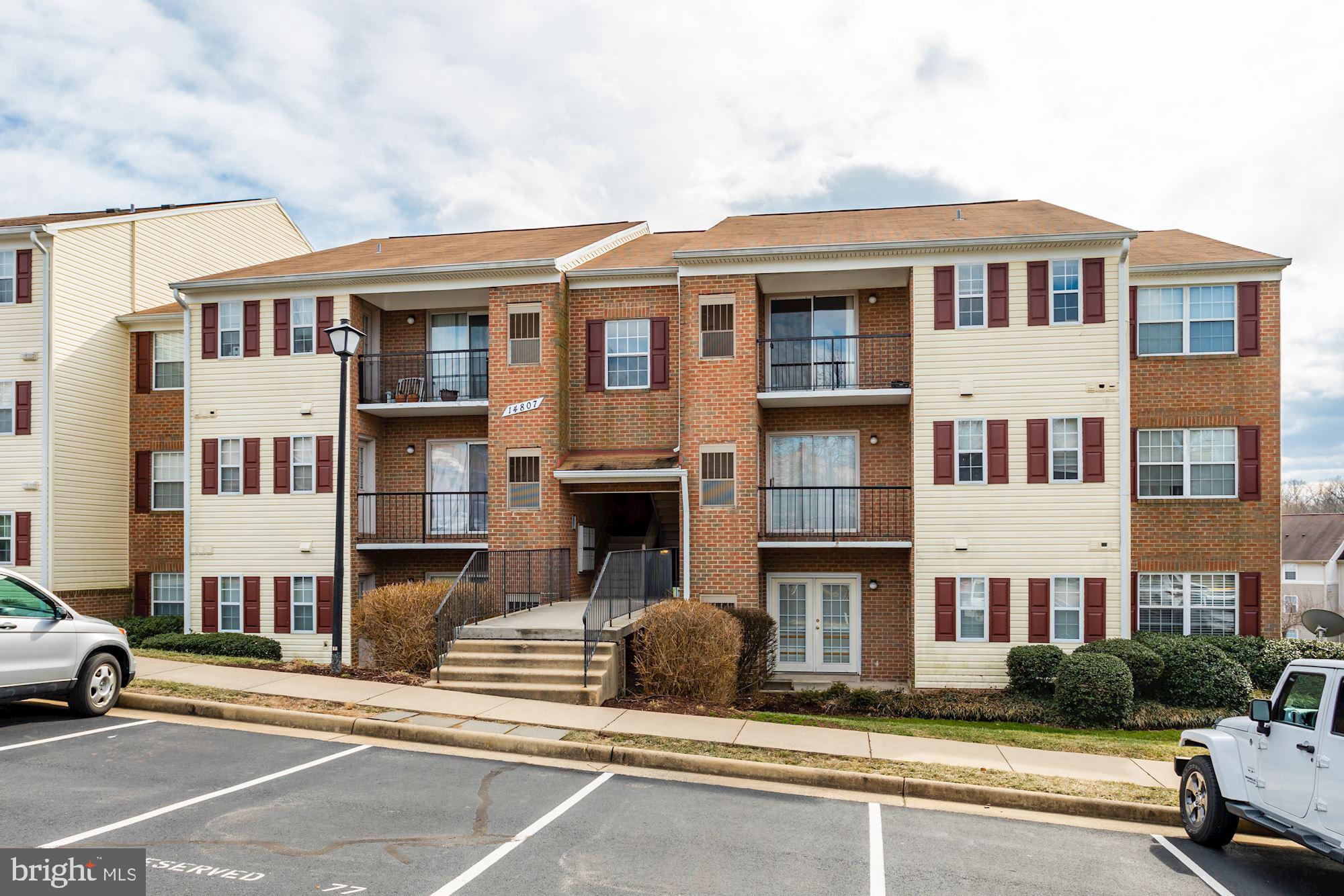 14807 Rydell Road, Unit 102 Centreville, VA 20121 - Photo 2 of 31 Gallery Image 2