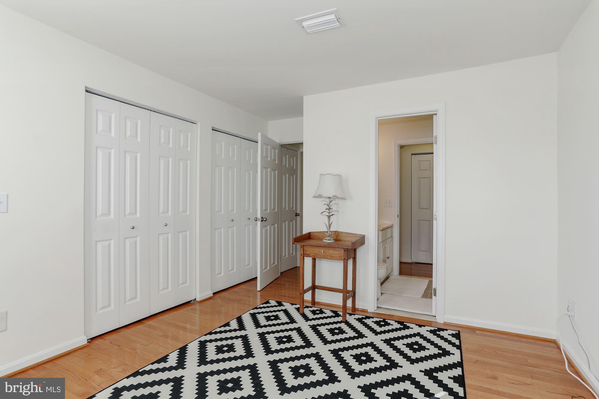 14807 Rydell Road, Unit 102 Centreville, VA 20121 - Photo 20 of 31 Gallery Image 20