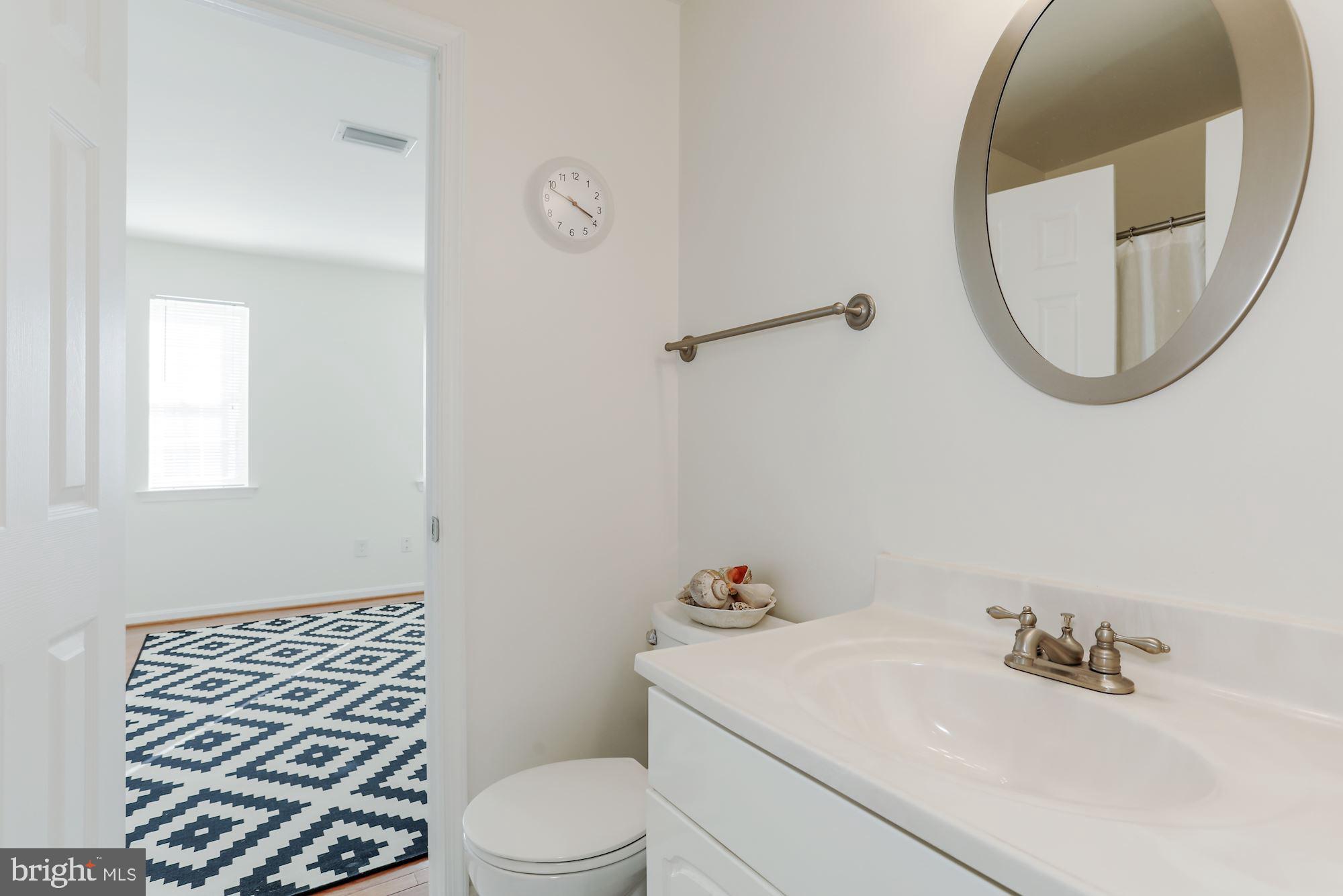 14807 Rydell Road, Unit 102 Centreville, VA 20121 - Photo 21 of 31 Gallery Image 21