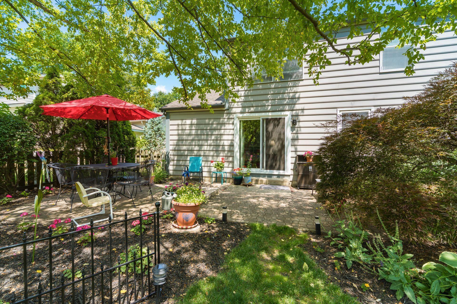 3889 Ramblehurst Road Columbus, OH 43221 - Photo 4 of 46 036_88b7_Y Ramblehurst Rd-074