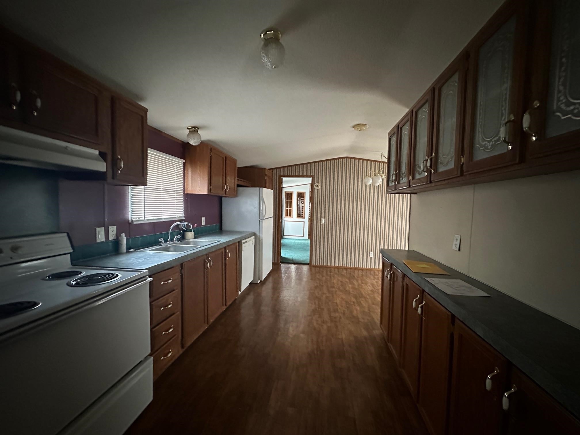 26190 East Lynn Road Wayne, WV 25570 - Photo 4 of 12 Gallery Image 4