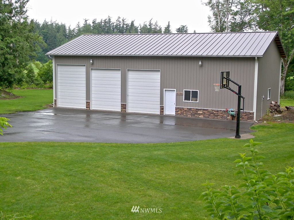 6058 East Hemmi Road Bellingham, WA 98226 - Photo 18 of 23 Gallery Image 18