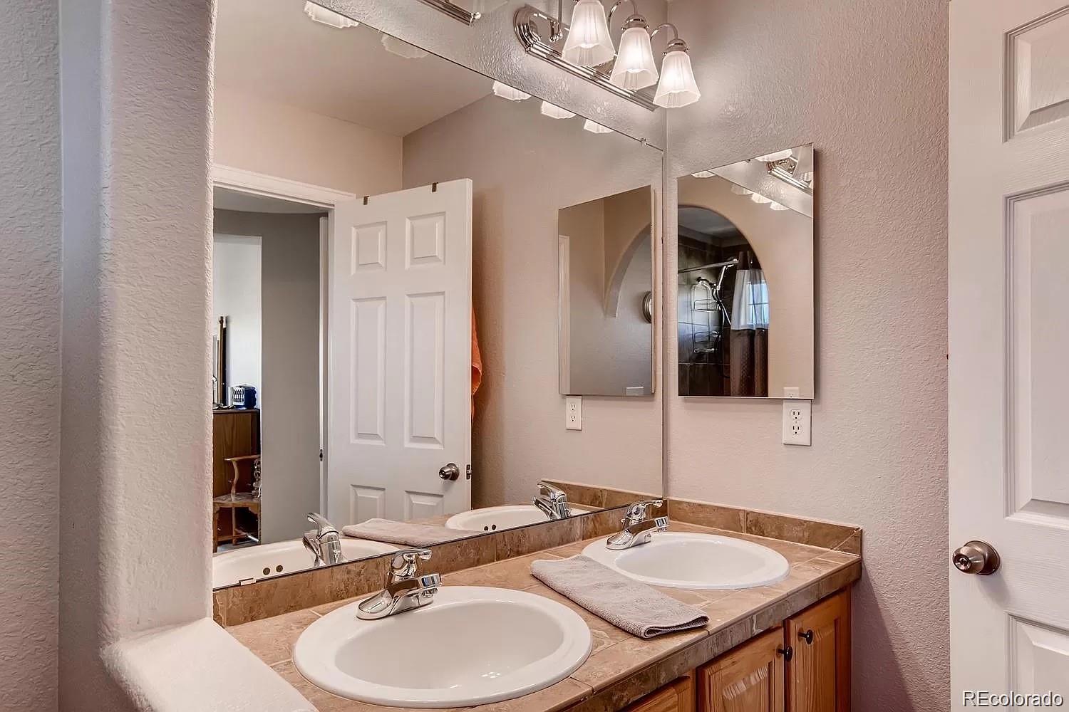 10891 Towerbridge Road Highlands Ranch, CO 80130 - Photo 19 of 28