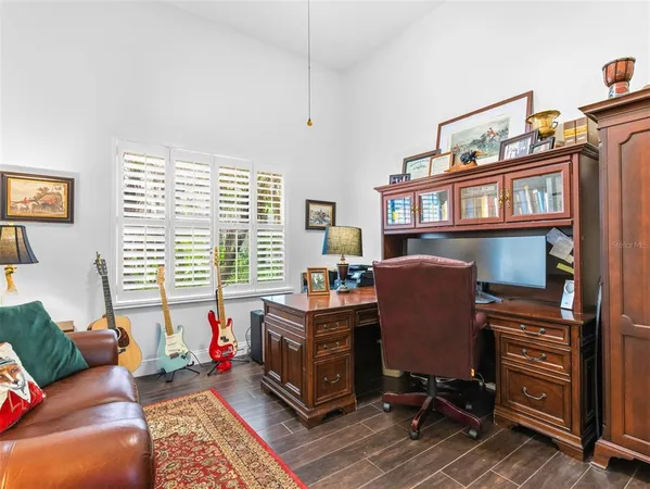 $1,200,000 | 6121 Avocetridge Drive, Lithia, FL 33547