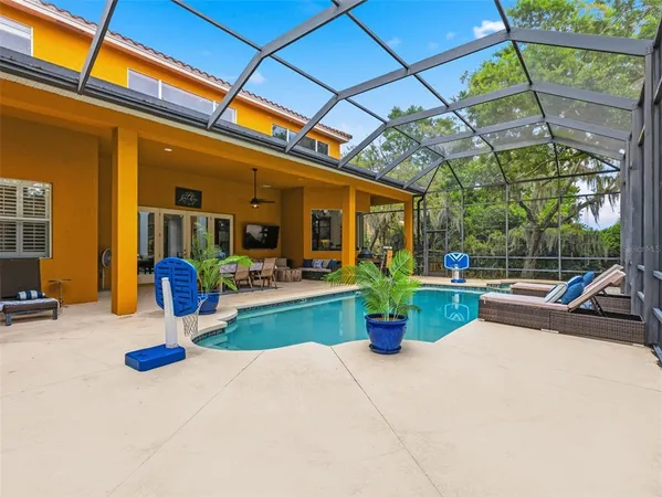 $1,200,000 | 6121 Avocetridge Drive, Lithia, FL 33547