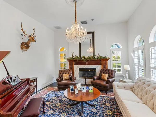 $1,200,000 | 6121 Avocetridge Drive, Lithia, FL 33547