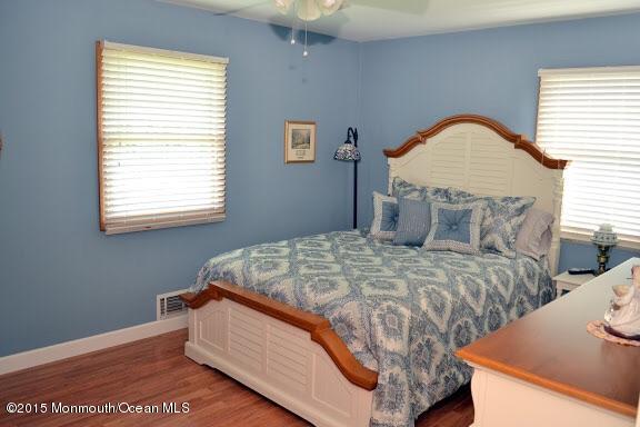 222 Lester Road Toms River, NJ 08753 - Photo 12 of 27 image