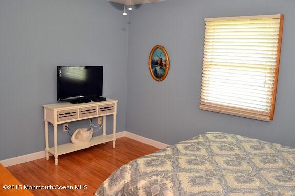 222 Lester Road Toms River, NJ 08753 - Photo 13 of 27 image
