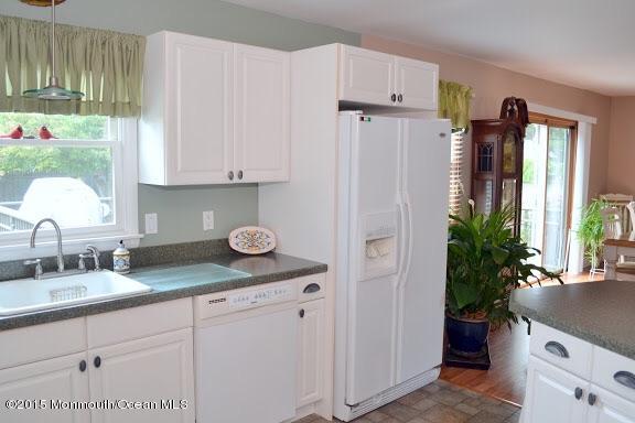 222 Lester Road Toms River, NJ 08753 - Photo 10 of 27 image