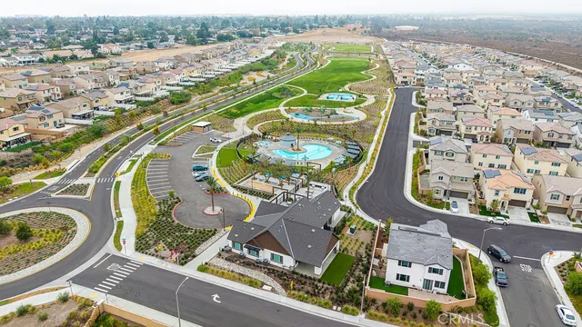 $568,000 | 2522 Gunner Ridge Way, Rialto, CA 92377