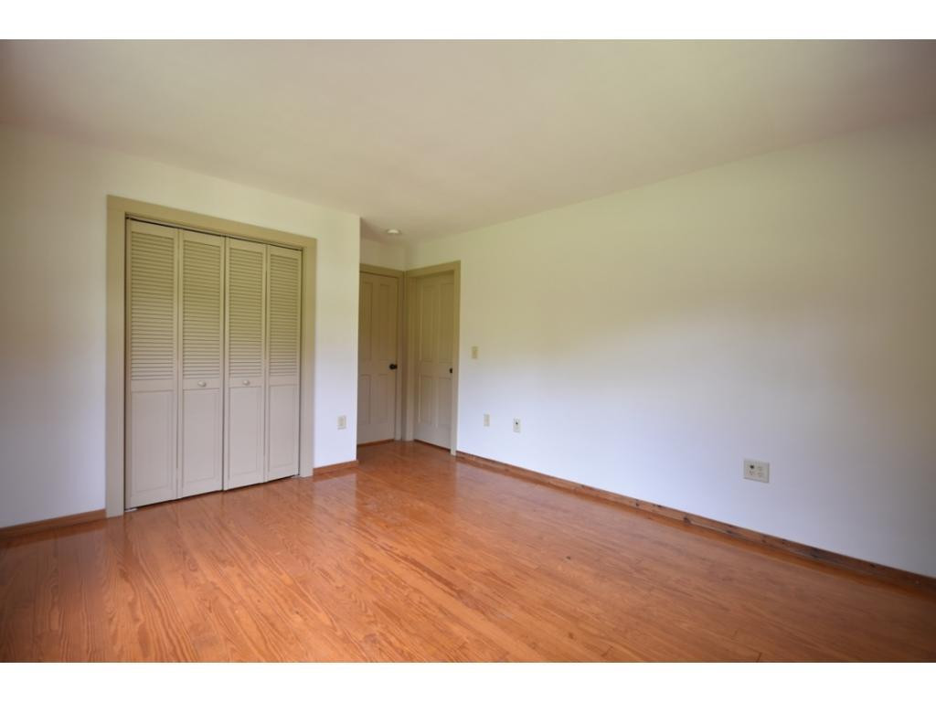 2420 Hodges Road Burlington, NC 27217 - Photo 11 of 24 Gallery Image 11