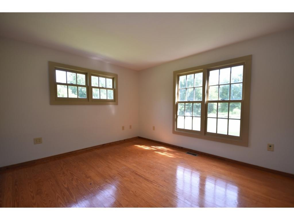 2420 Hodges Road Burlington, NC 27217 - Photo 10 of 24 Gallery Image 10