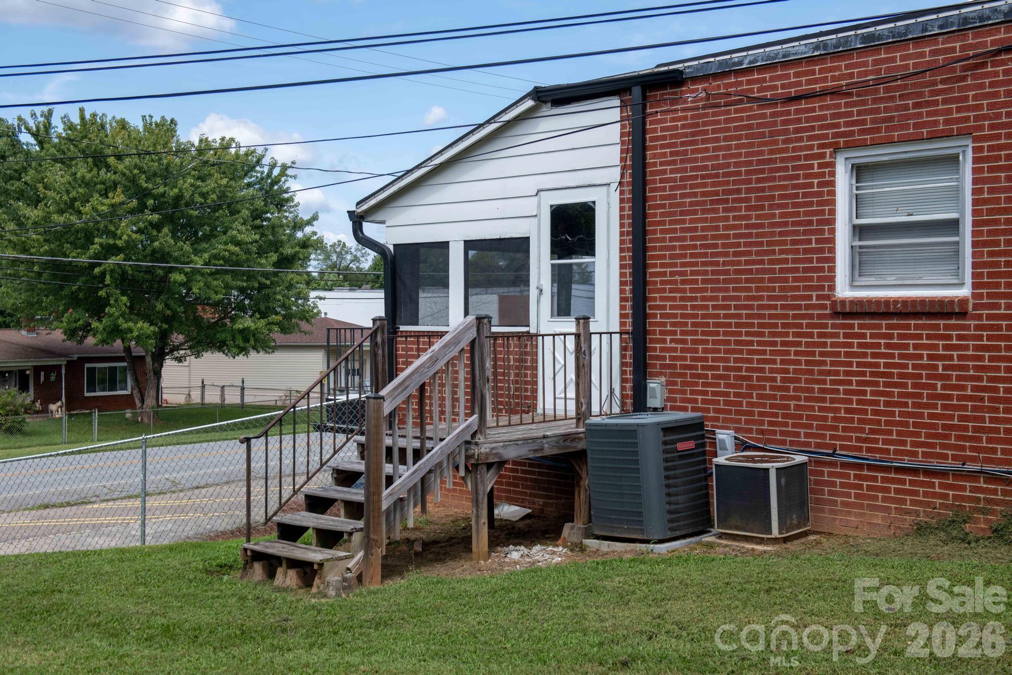 319 Connelly Springs Road Lenoir, NC 28645 - Photo 8 of 41 Gallery Image 8