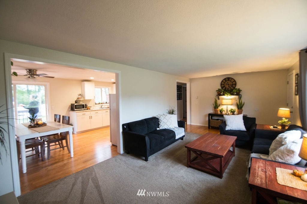 789 Southwest Chehalis Avenue Chehalis, WA 98532 - Photo 4 of 16 Gallery Image 4