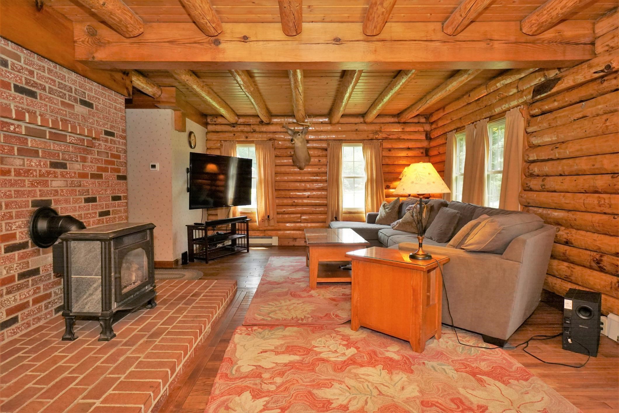 20 Clothespin Bridge Road Webster, NH 03303 - Photo 3 of 38