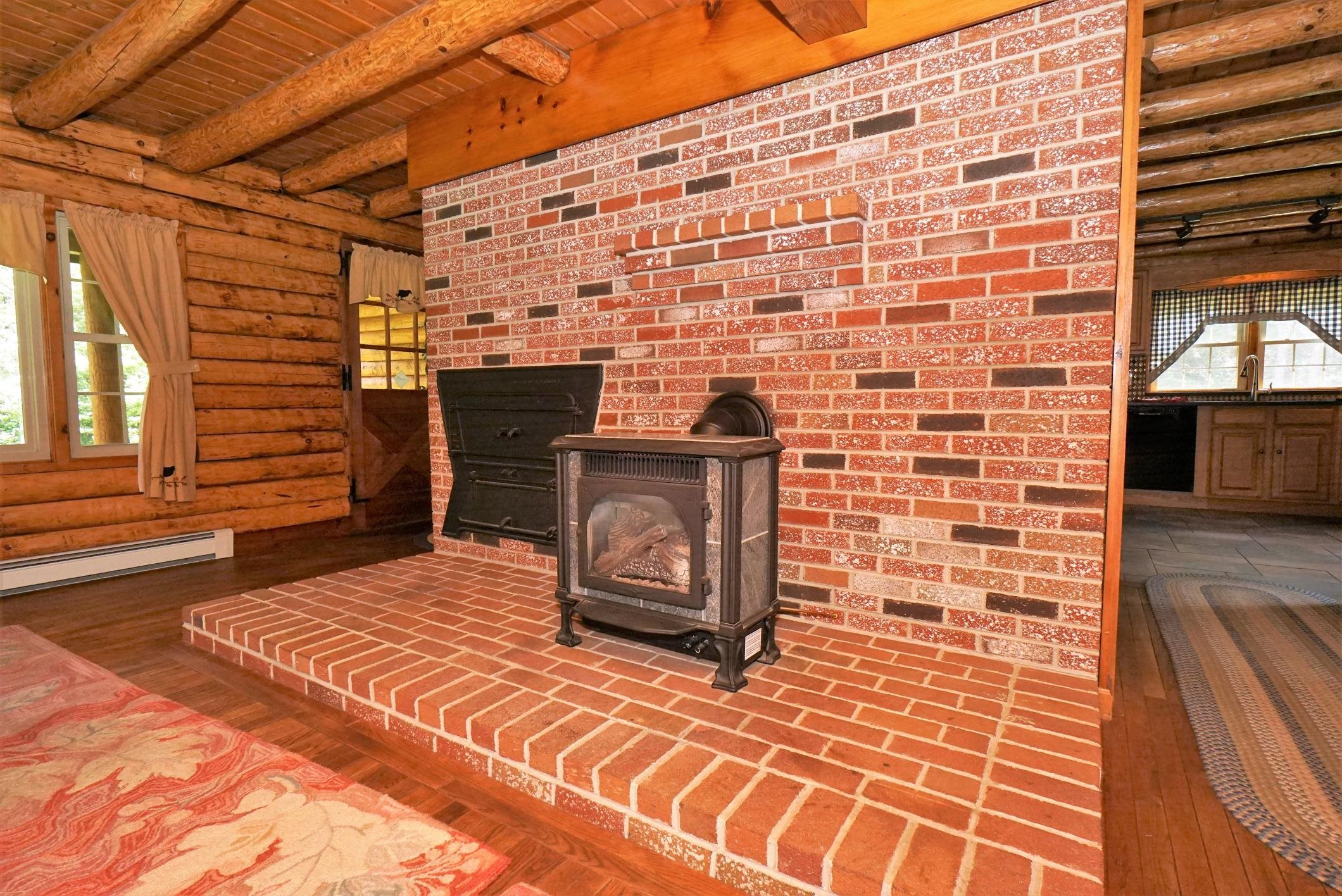 20 Clothespin Bridge Road Webster, NH 03303 - Photo 6 of 38