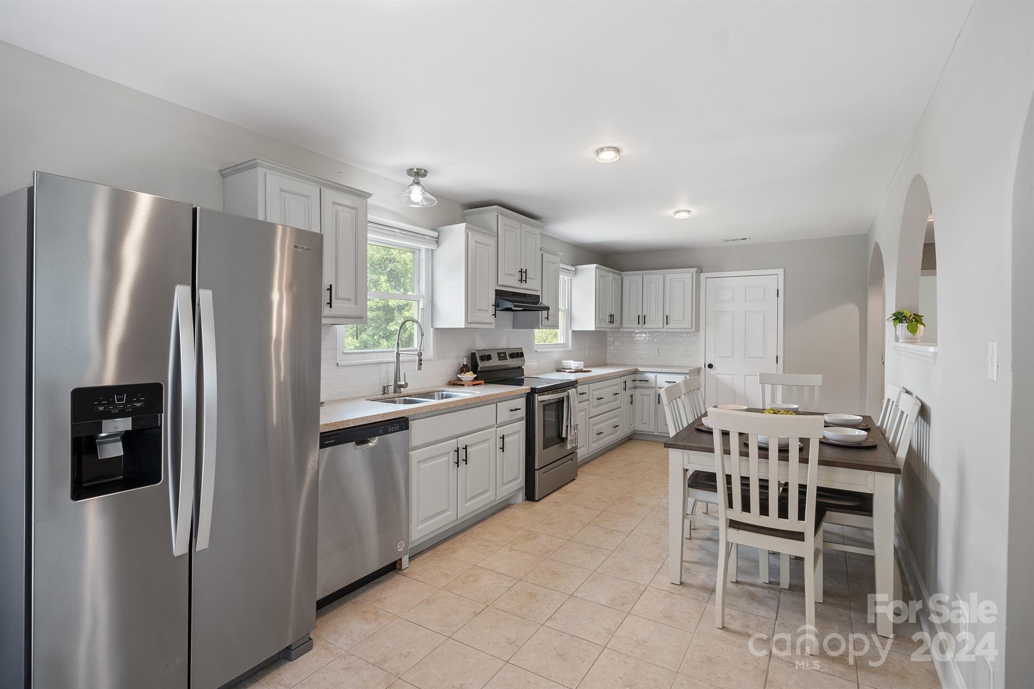 205 Brentwood Road Morganton, NC 28655 - Photo 4 of 26 Gallery Image 4