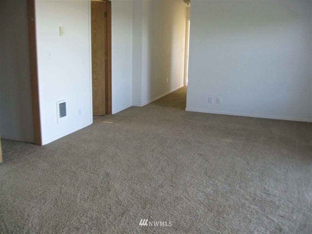 156 Hojem Heights Road Chehalis, WA 98532 - Photo 9 of 21