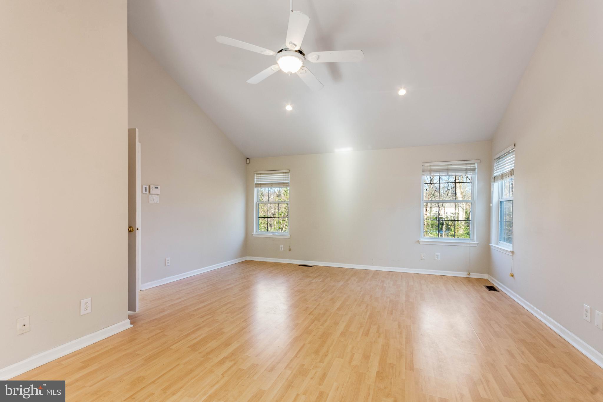 41 Jonquil Way Sicklerville, NJ 08081 - Photo 16 of 33 Master Bedroom