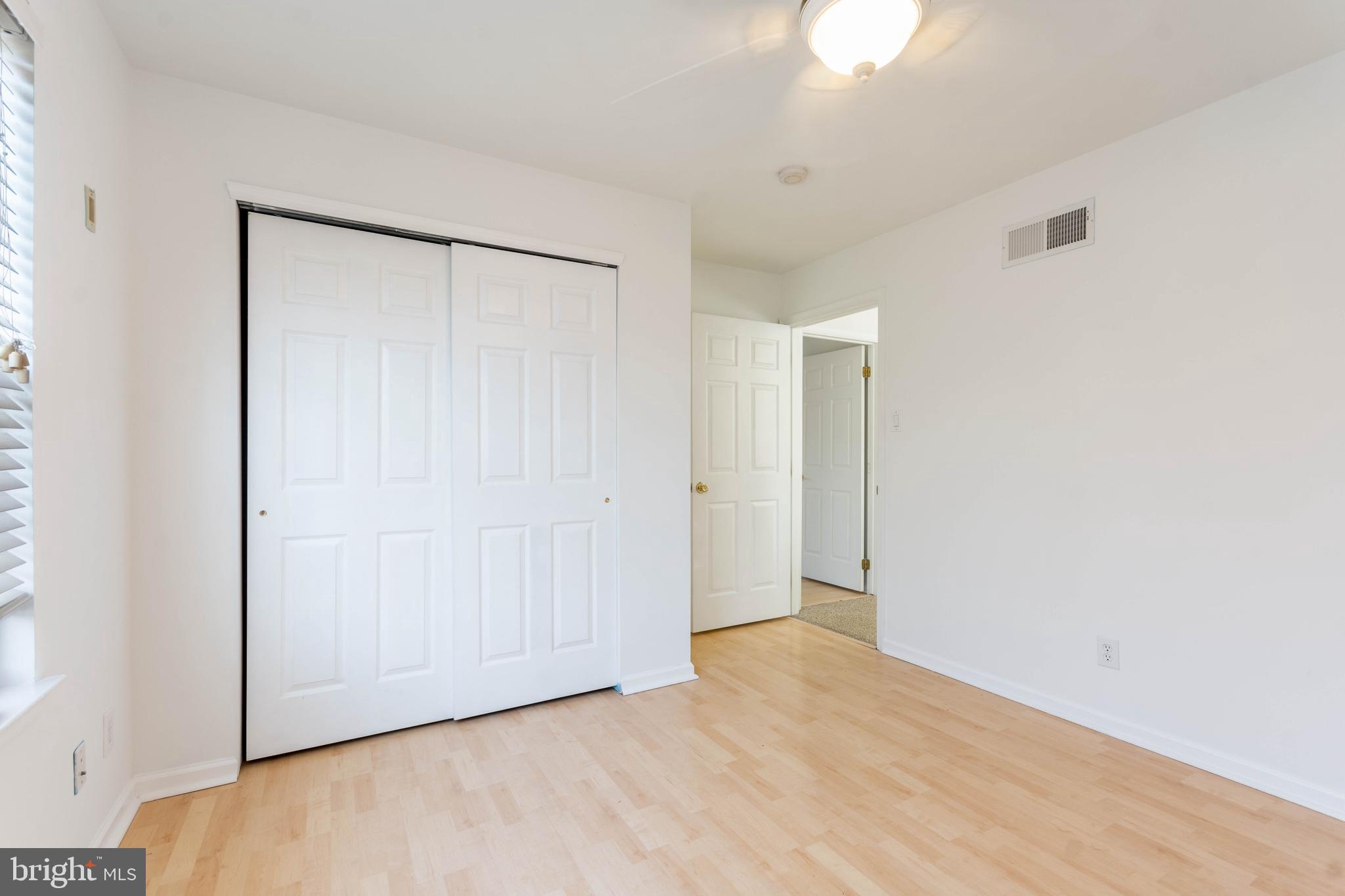 41 Jonquil Way Sicklerville, NJ 08081 - Photo 23 of 33 Bedroom 3