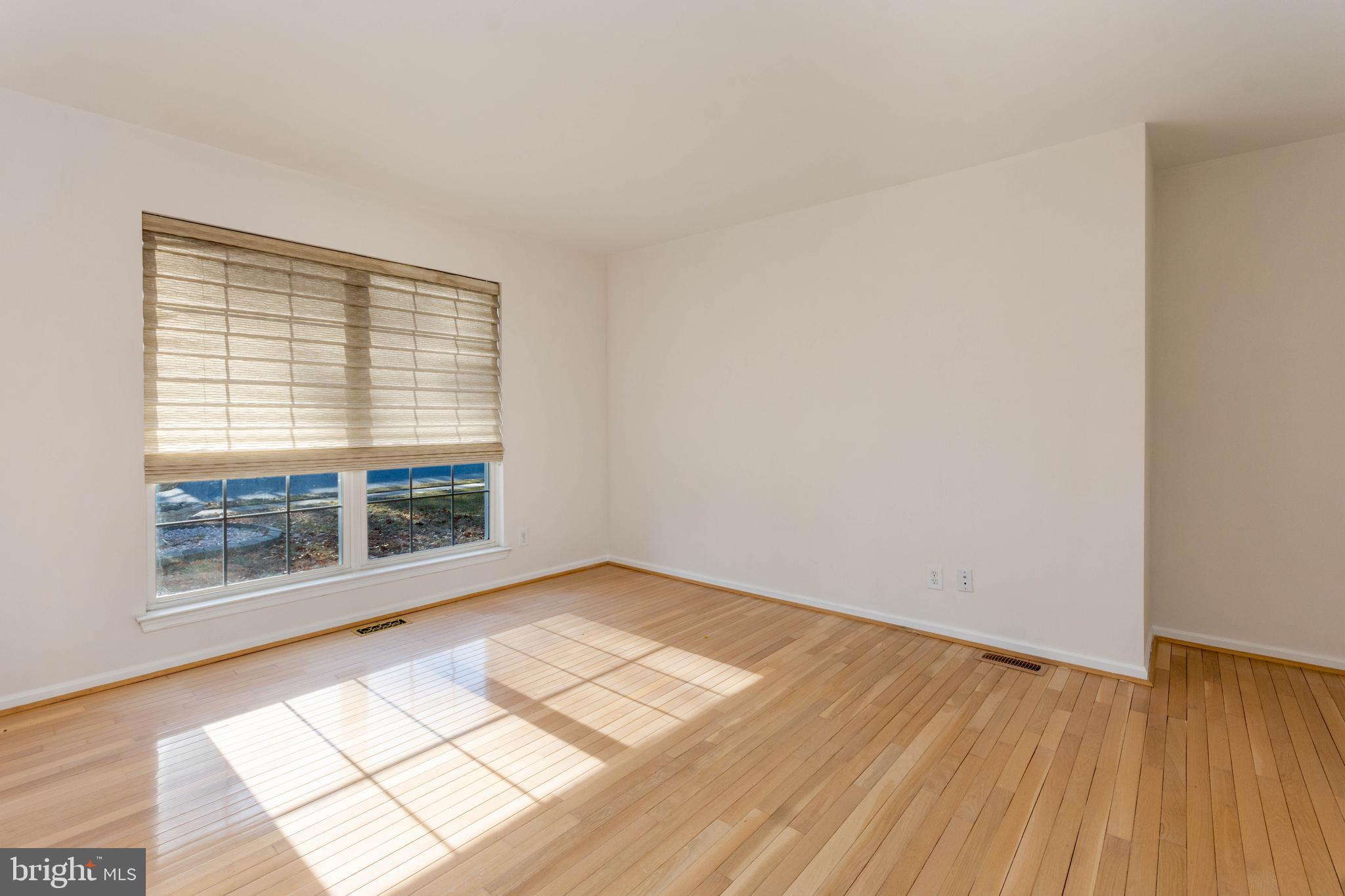 41 Jonquil Way Sicklerville, NJ 08081 - Photo 27 of 33 Bedroom 4