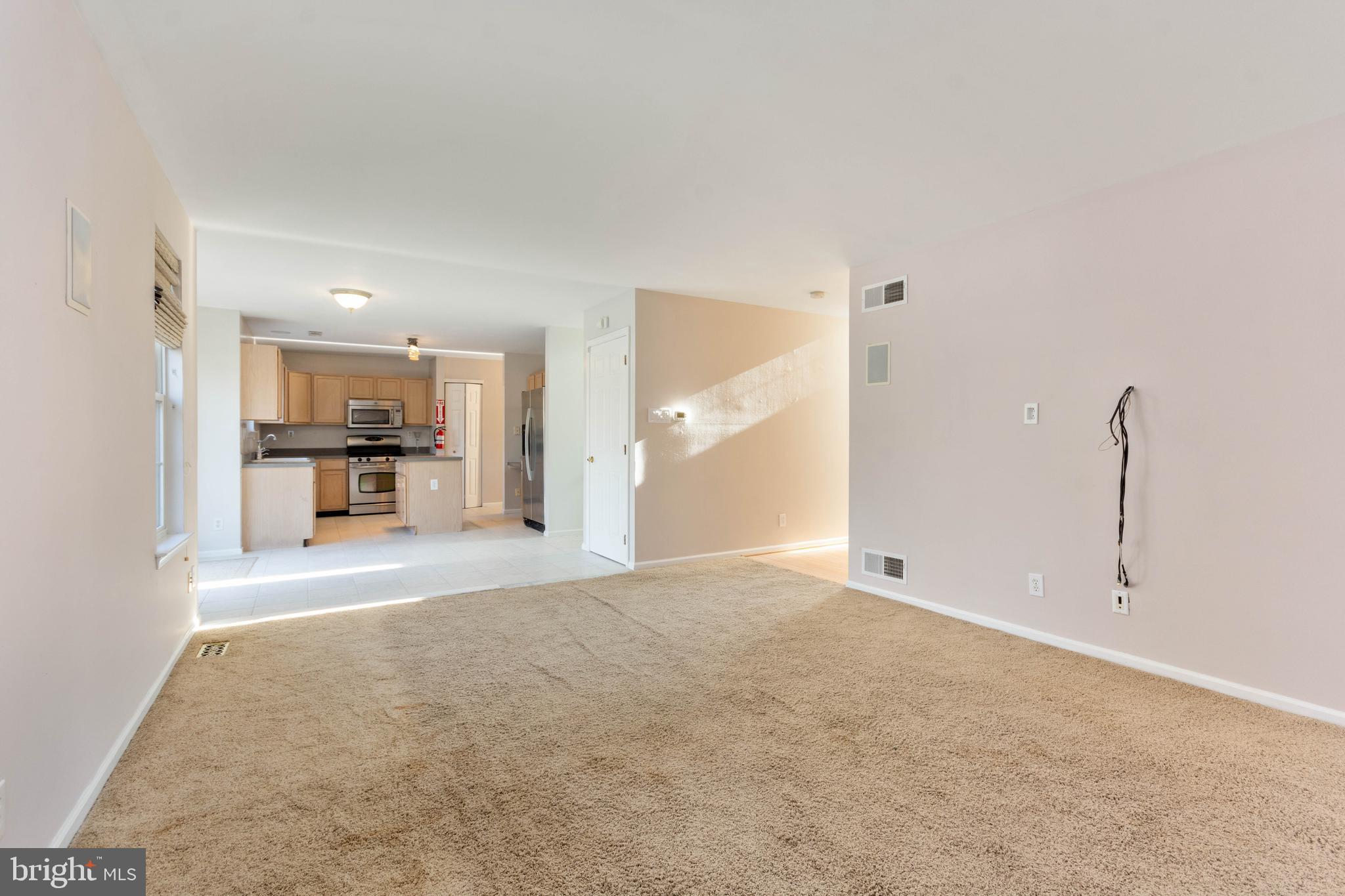 41 Jonquil Way Sicklerville, NJ 08081 - Photo 8 of 33 Family Room