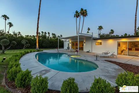 $1,095,000 | 541 North Cantera Circle, Palm Springs, CA 92262