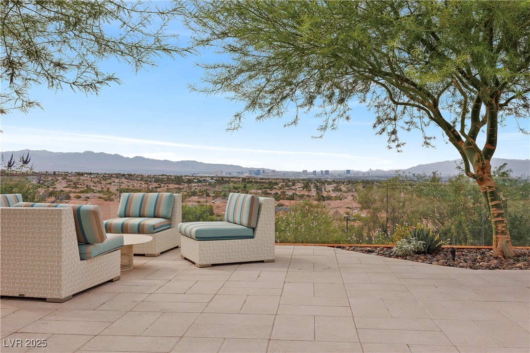 9 Sunset Strip Henderson, NV 89012 - Photo 17 of 44