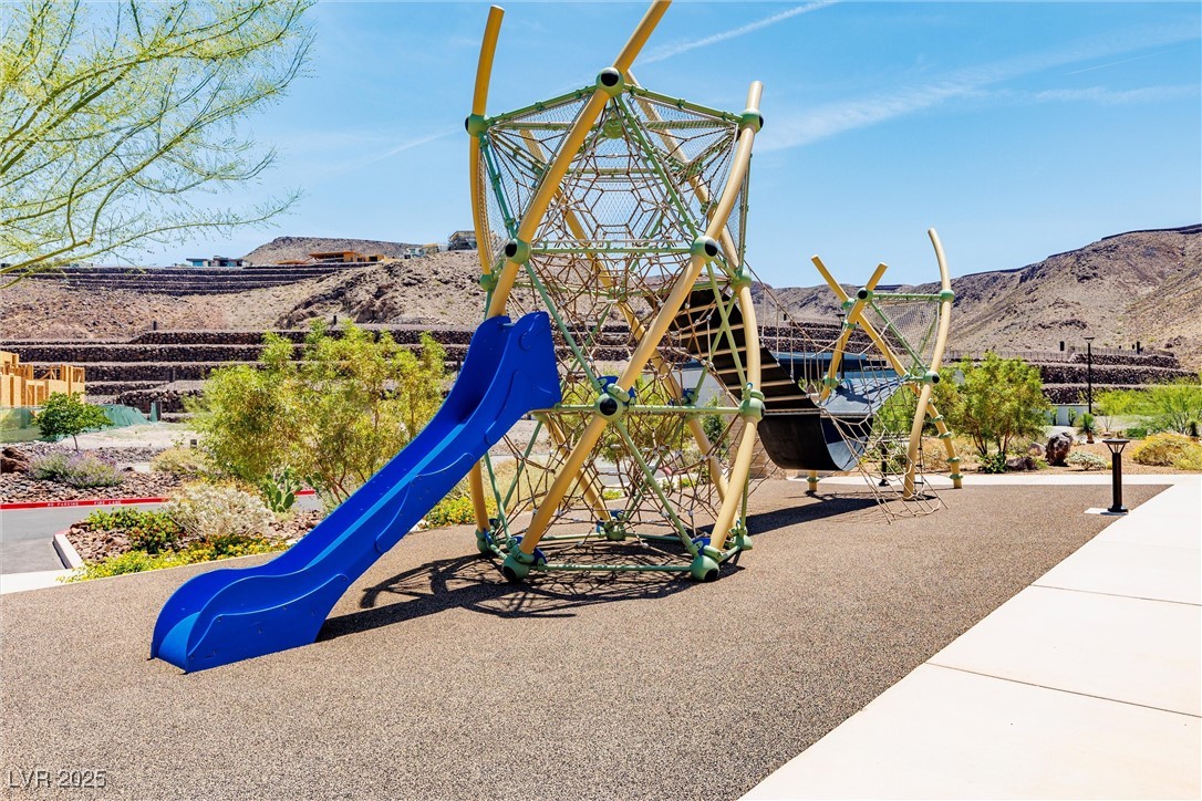 9 Sunset Strip Henderson, NV 89012 - Photo 36 of 44