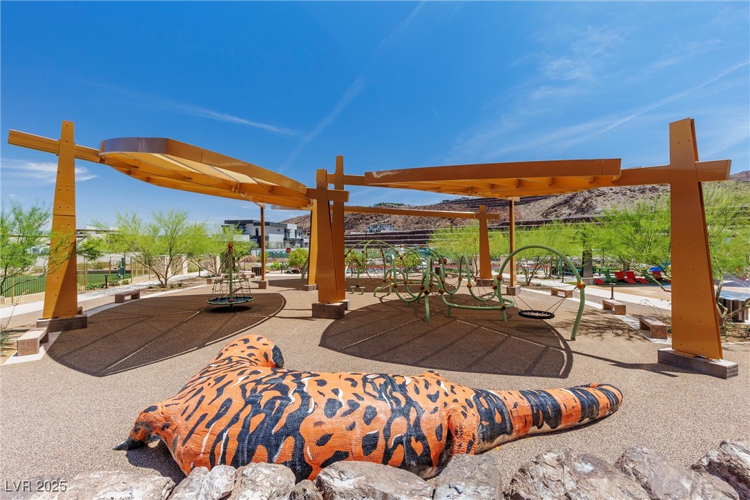 9 Sunset Strip Henderson, NV 89012 - Photo 39 of 44