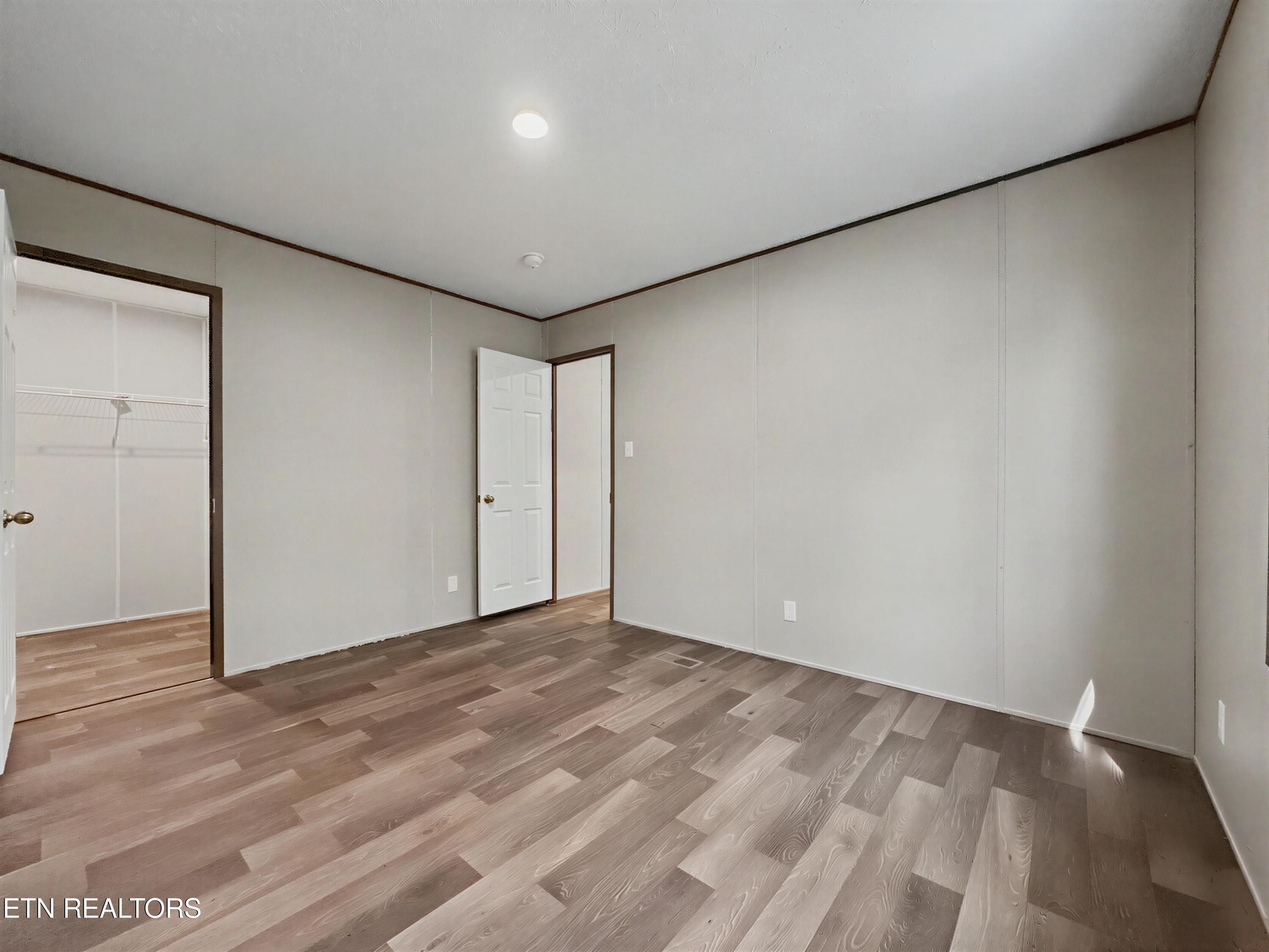 6695 West Allens Bridge Road Greeneville, TN 37743 - Photo 14 of 24 Photo Apr 09 2026_ 7 45 27 PM (13)