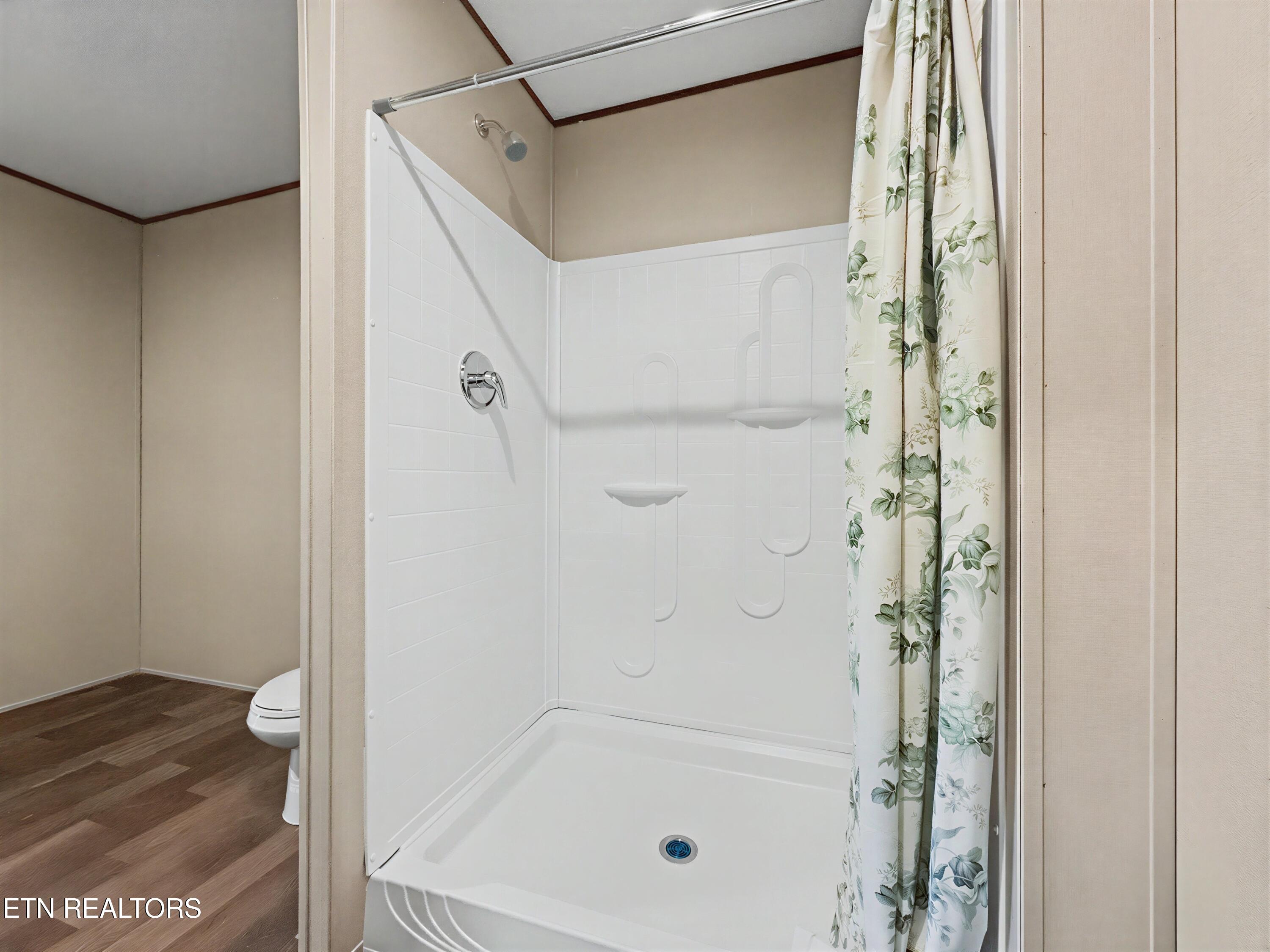 6695 West Allens Bridge Road Greeneville, TN 37743 - Photo 18 of 24 Photo Apr 09 2026_ 7 45 27 PM (11)