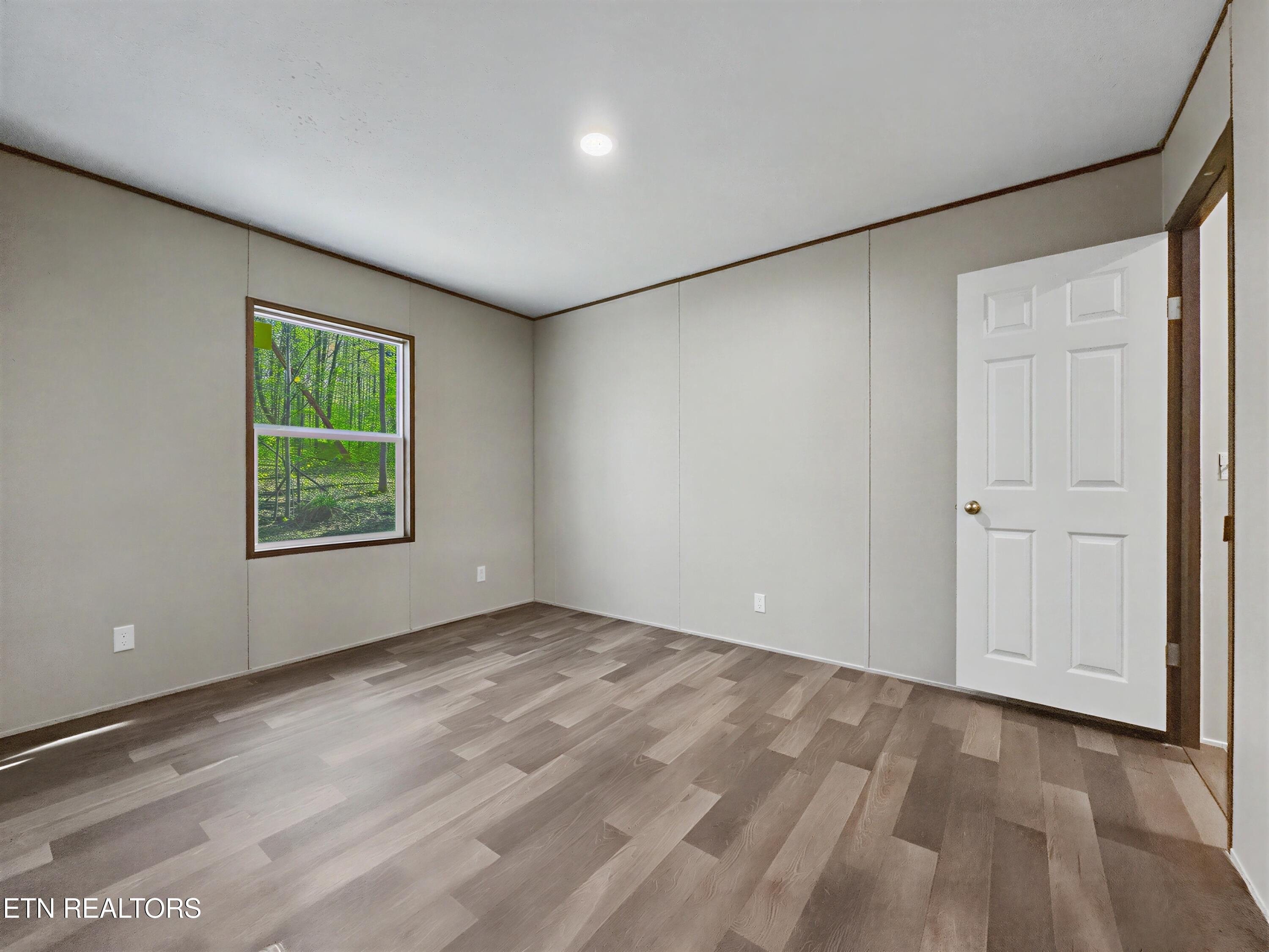 6695 West Allens Bridge Road Greeneville, TN 37743 - Photo 20 of 24 Photo Apr 09 2026_ 7 45 27 PM (14)