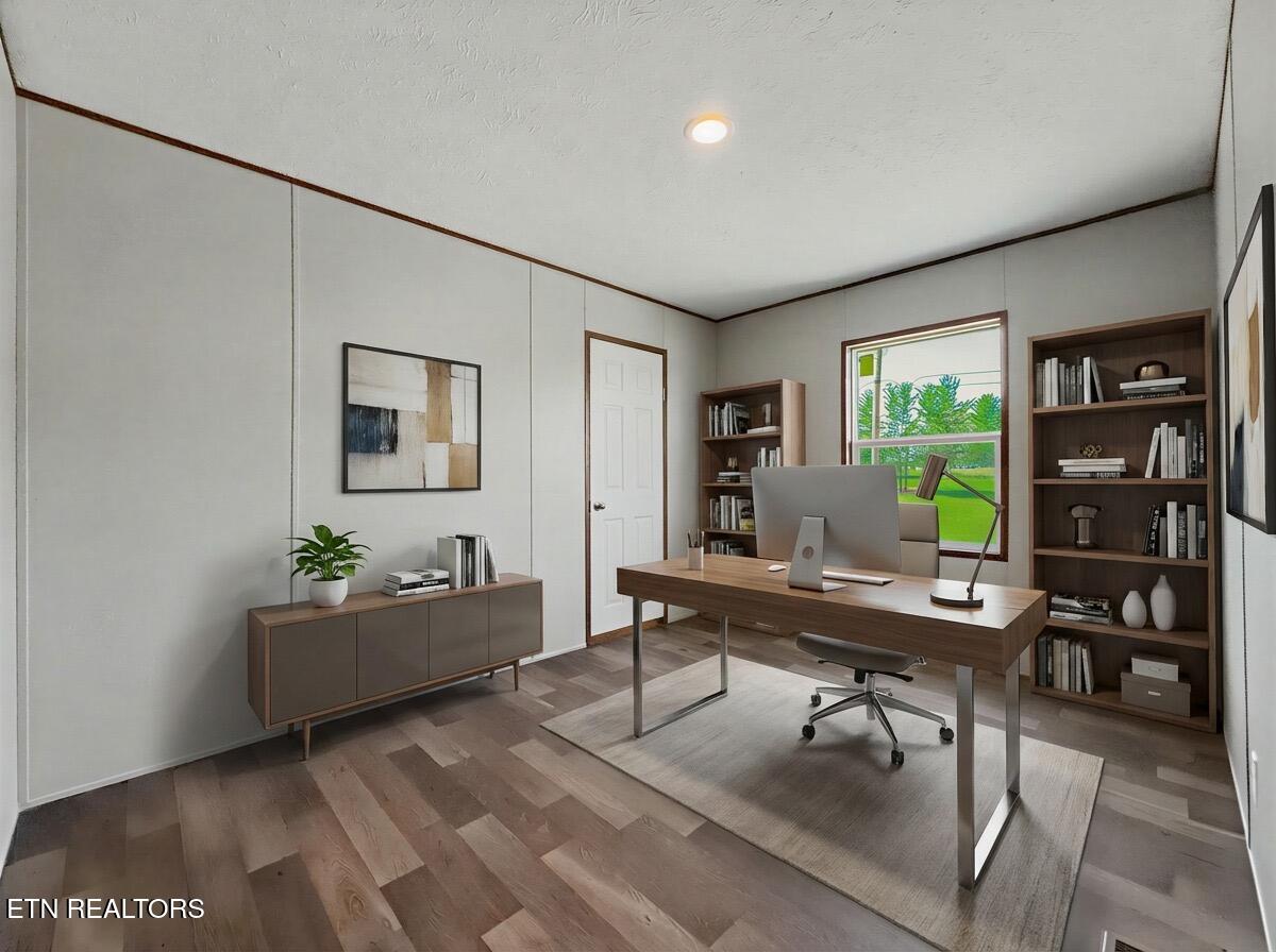 6695 West Allens Bridge Road Greeneville, TN 37743 - Photo 21 of 24 Home Office - staged