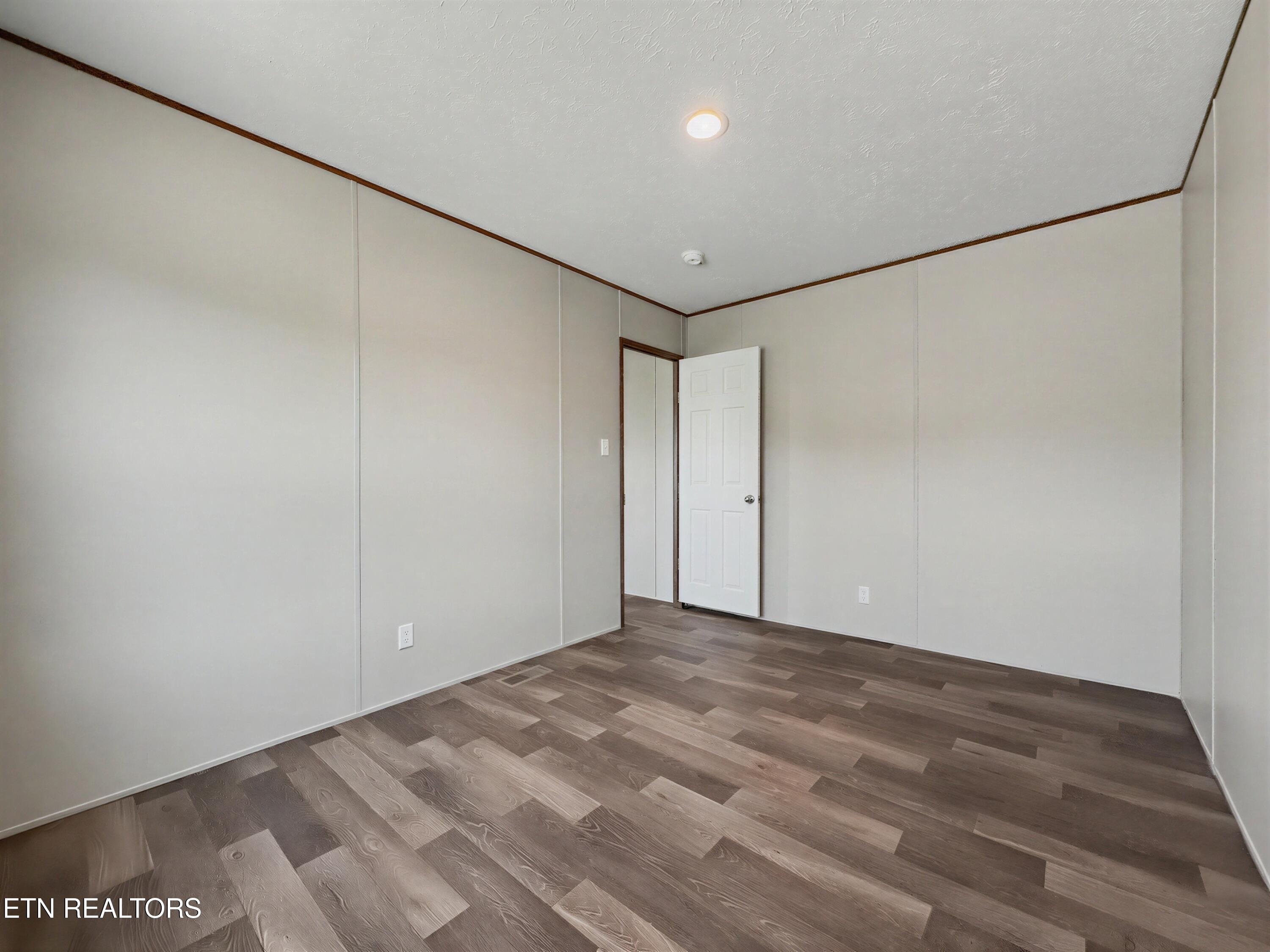 6695 West Allens Bridge Road Greeneville, TN 37743 - Photo 23 of 24 Photo Apr 09 2026_ 7 45 27 PM (15)