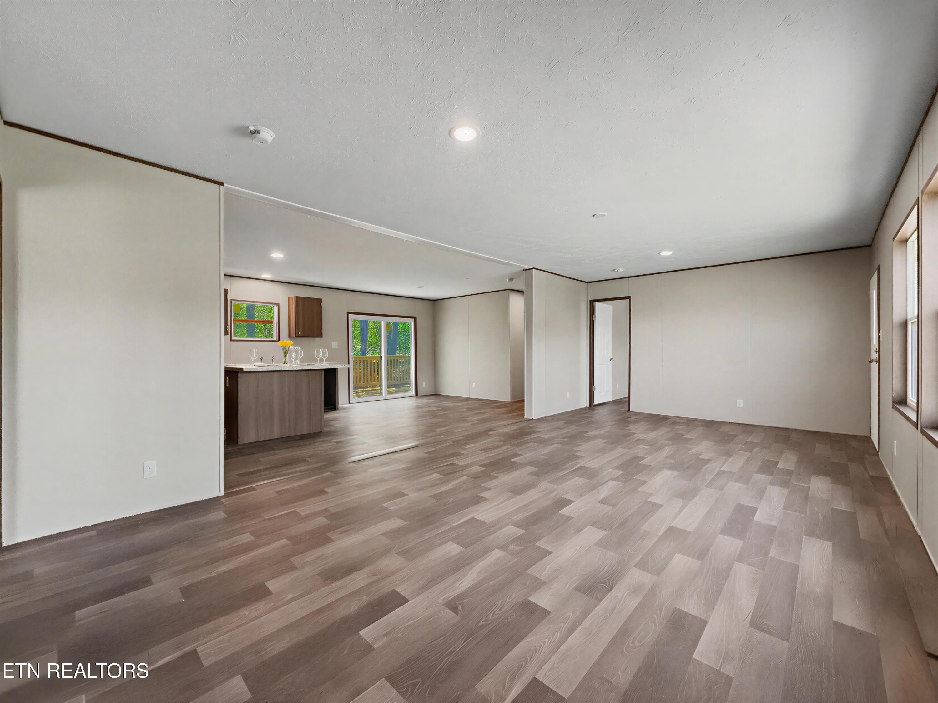 6695 West Allens Bridge Road Greeneville, TN 37743 - Photo 7 of 24 Photo Apr 09 2026_ 7 45 27 PM (12)