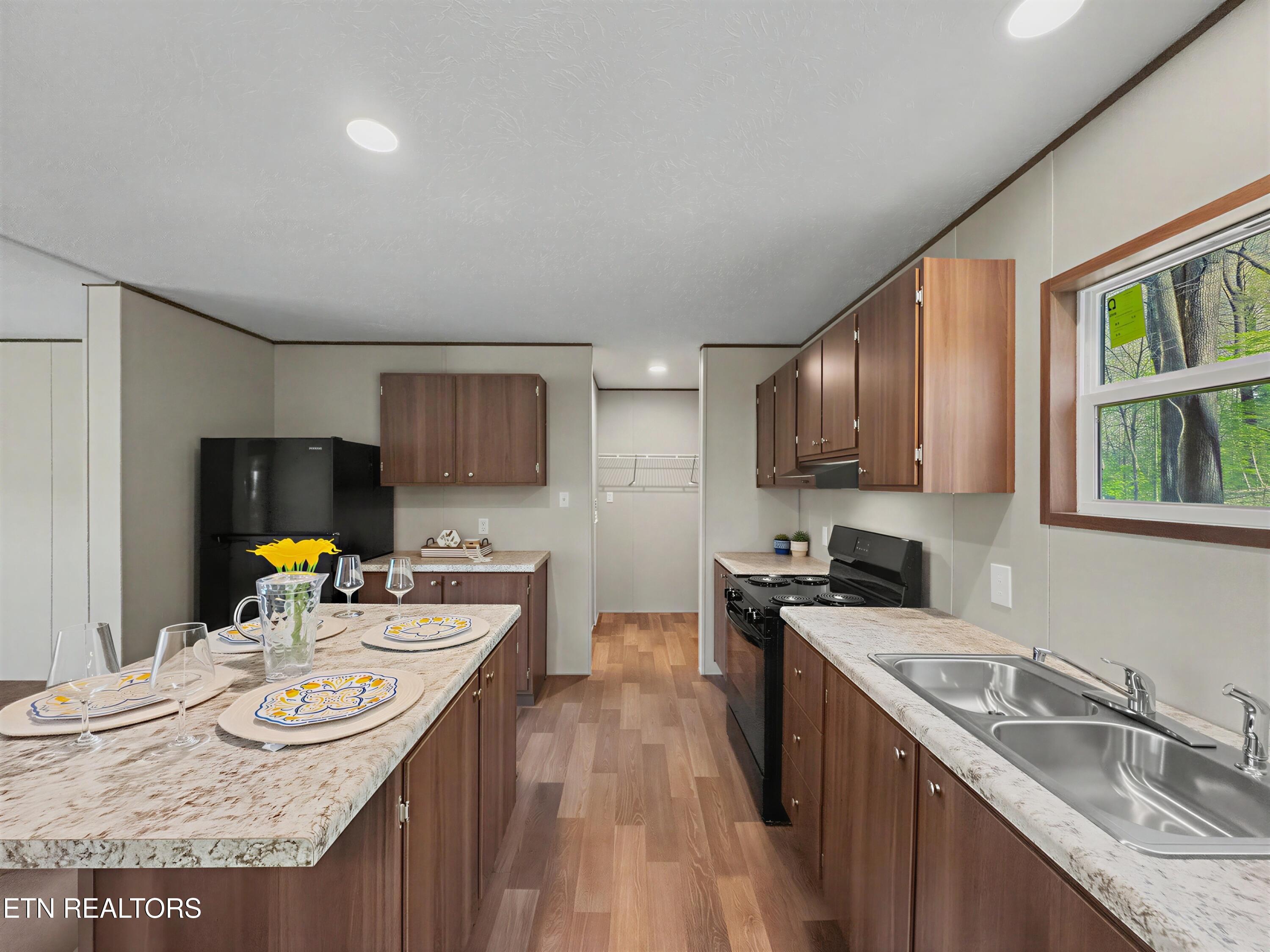 6695 West Allens Bridge Road Greeneville, TN 37743 - Photo 10 of 24 Kitchen 1 - staged