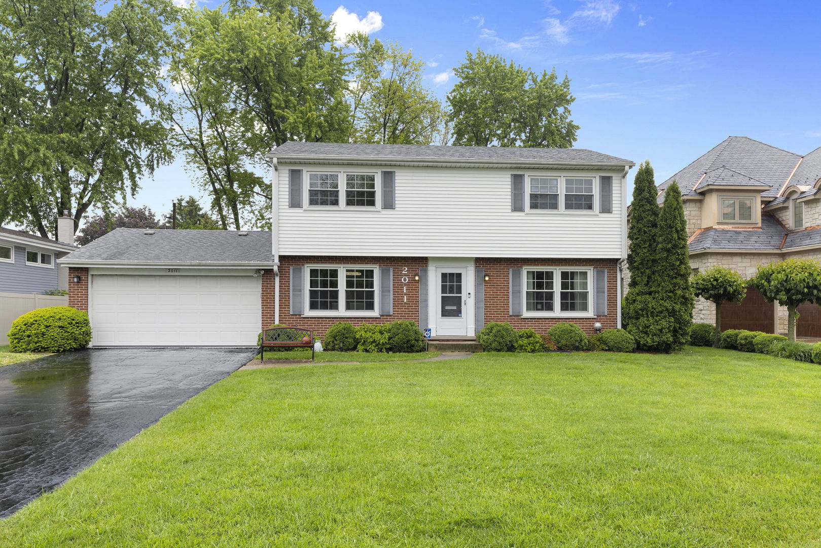 2011 Brentwood Road Northbrook, IL 60062 - Photo 1 of 28 Gallery Image 1
