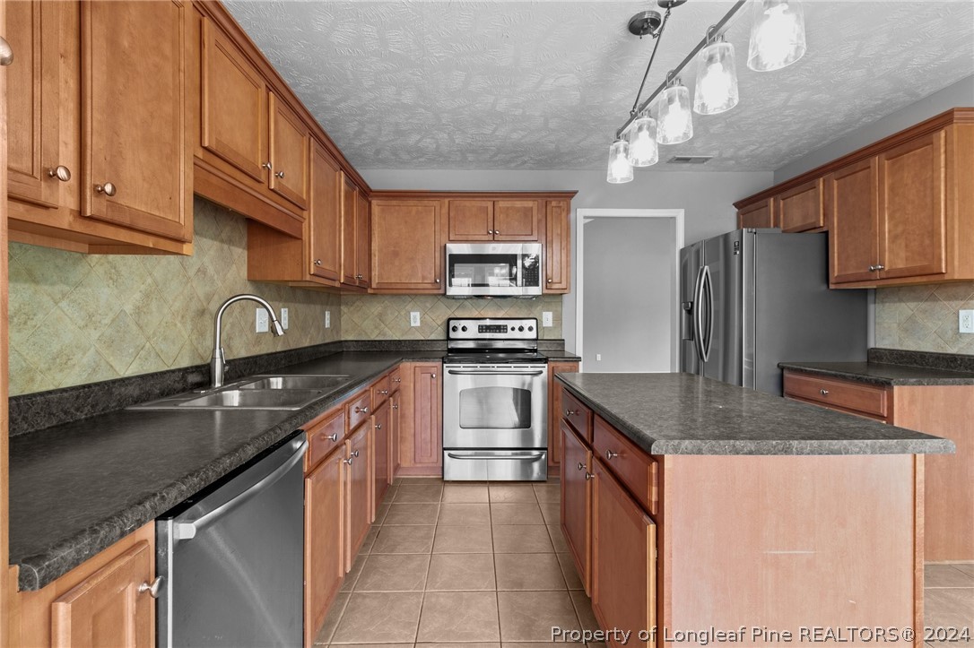 6704 Valley Falls Road Hope Mills, NC 28348 - Photo 14 of 34 Gallery Image 14
