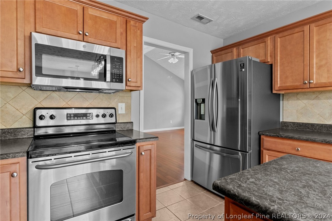 6704 Valley Falls Road Hope Mills, NC 28348 - Photo 16 of 34 Gallery Image 16