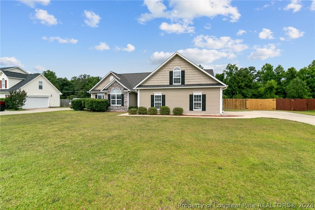 6704 Valley Falls Road Hope Mills, NC 28348 - Photo 3 of 34 Gallery Image 3