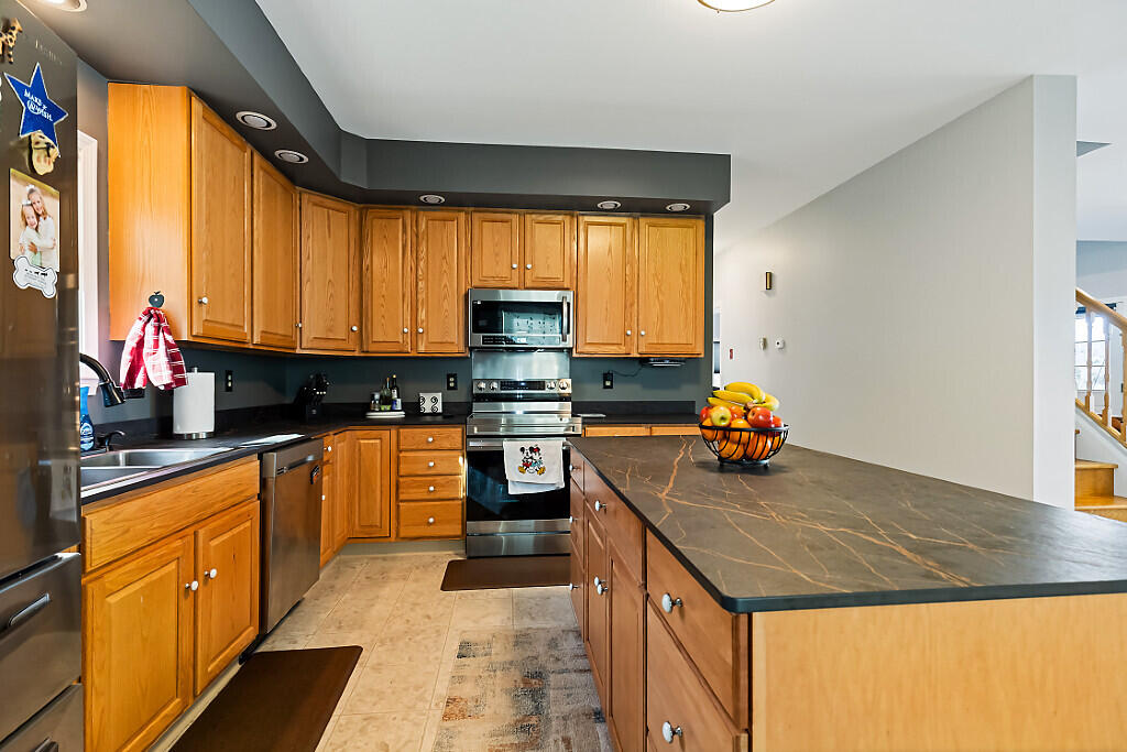 104 Cotta Lane St. Albans, ME 04971 - Photo 11 of 57 18_BP5A8587_DxO_mls