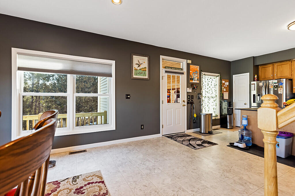 104 Cotta Lane St. Albans, ME 04971 - Photo 16 of 57 13_BP5A8572_DxO_mls