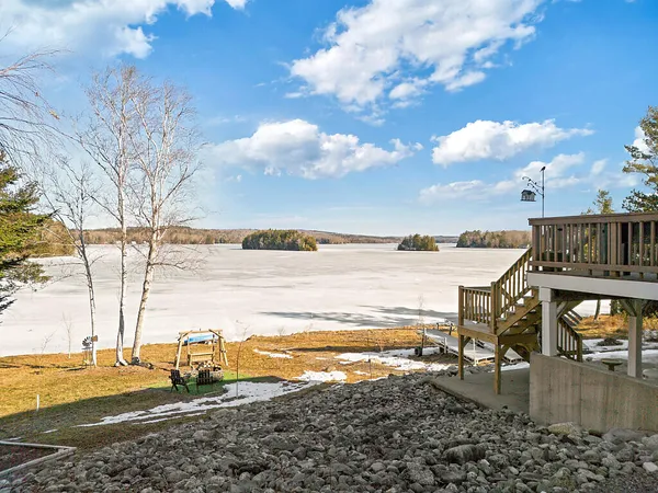 $695,000 | 104 Cotta Lane, St. Albans, ME 04971